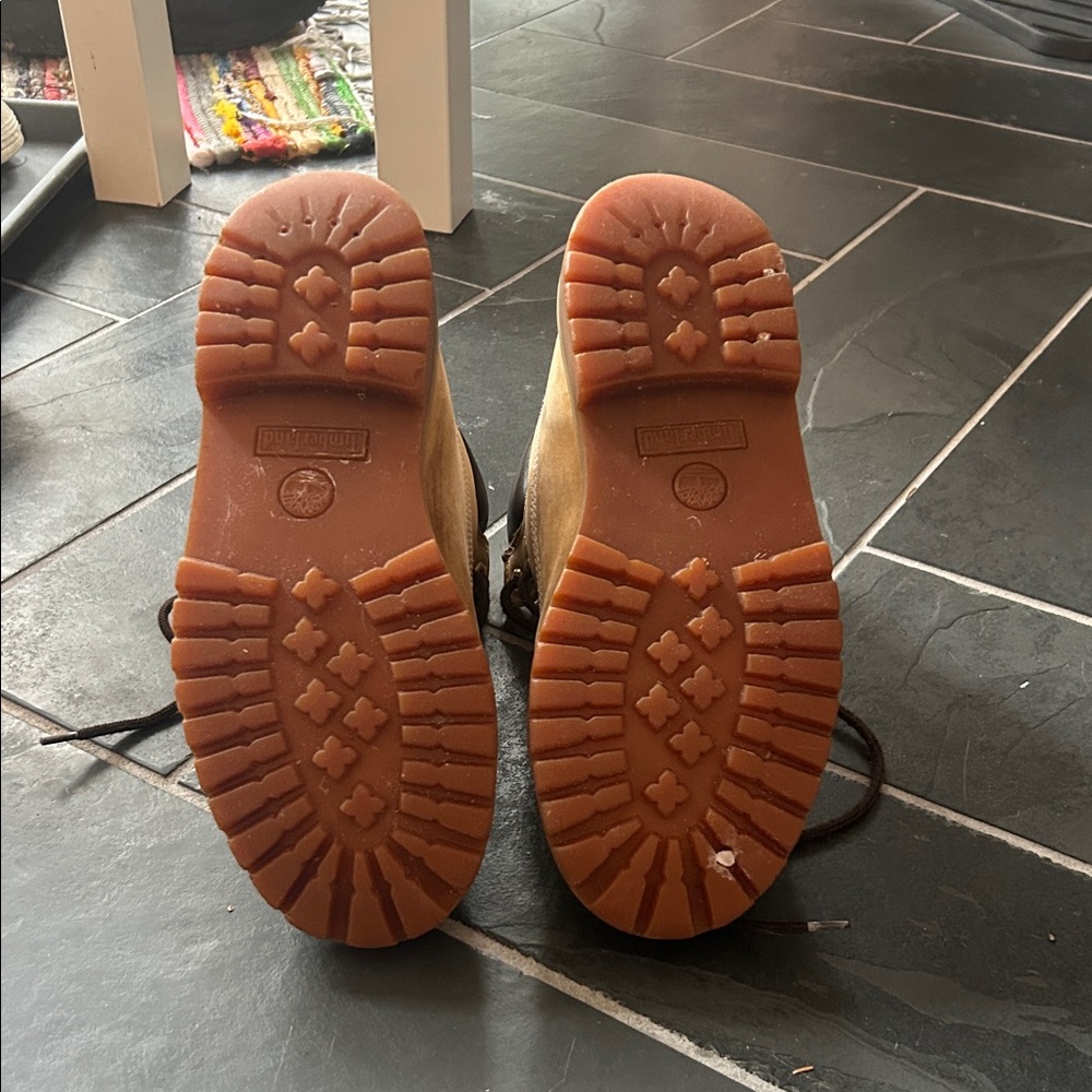 Men's Timberland Boots - Picture 4 of 5